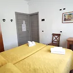 Casa Valdese Di Inn *