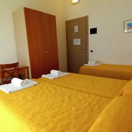 Casa Valdese Di Al Mare *