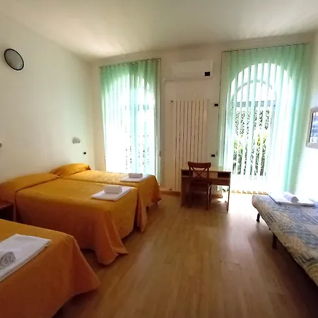 Fogadó Casa Valdese Di Al Mare *