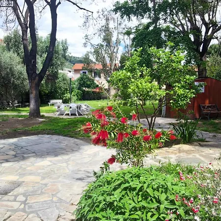 Casa Valdese Di Vallecrosia * 발레크로시아