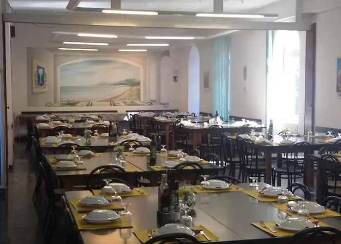 Casa Valdese Di Vallecrosia 발레크로시아