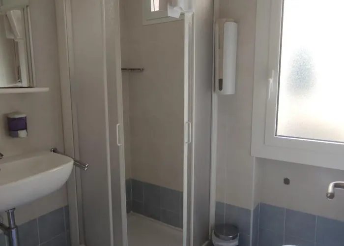 Casa Vacanze Valdese Vallecrosia Inn