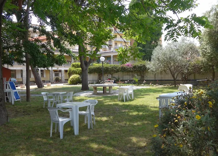 Casa Vacanze Valdese Vallecrosia Inn *